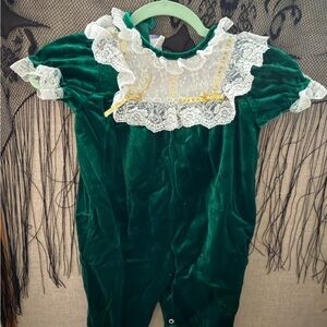 Preloved: Sweet Liberty Green and White Baby Vintage Romper *SZ 24months
